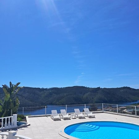 Lago Azul Villas Ferreira do Zezere Luaran gambar