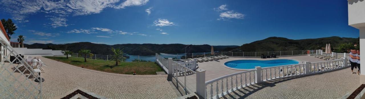 Lago Azul Villas Ferreira do Zezere Luaran gambar