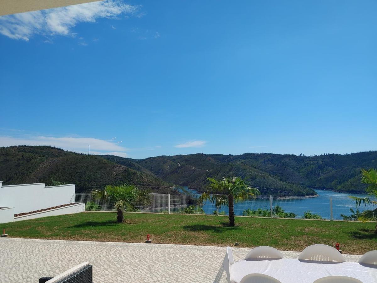 Lago Azul Villas Ferreira do Zezere Luaran gambar