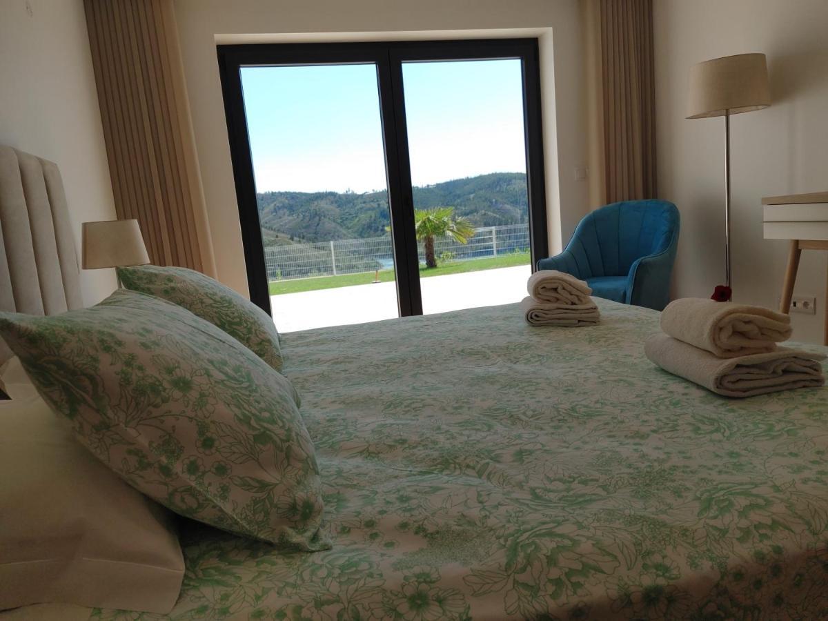 Lago Azul Villas Ferreira do Zezere Luaran gambar