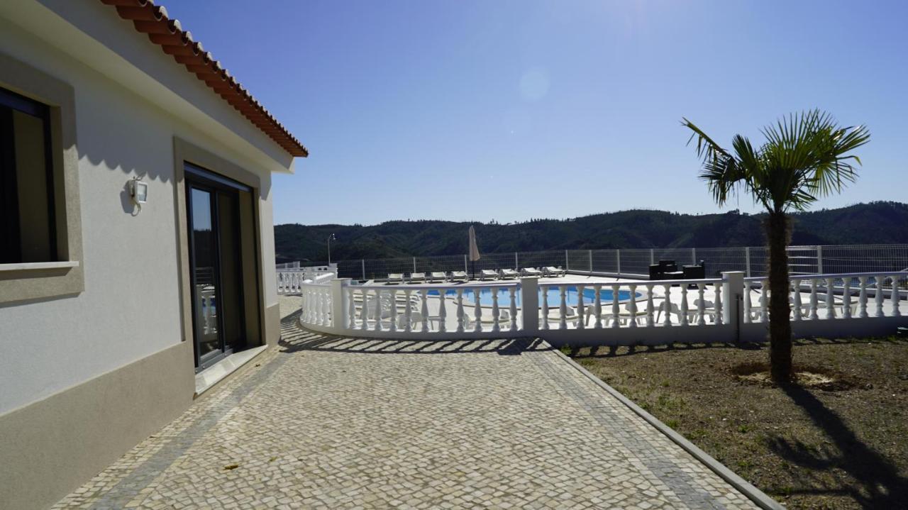 Lago Azul Villas Ferreira do Zezere Luaran gambar