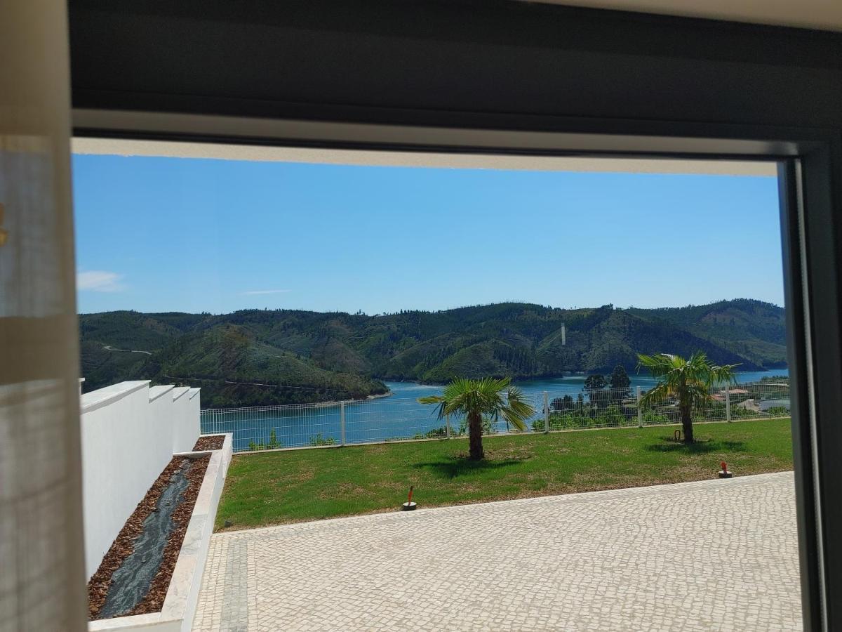 Lago Azul Villas Ferreira do Zezere Luaran gambar
