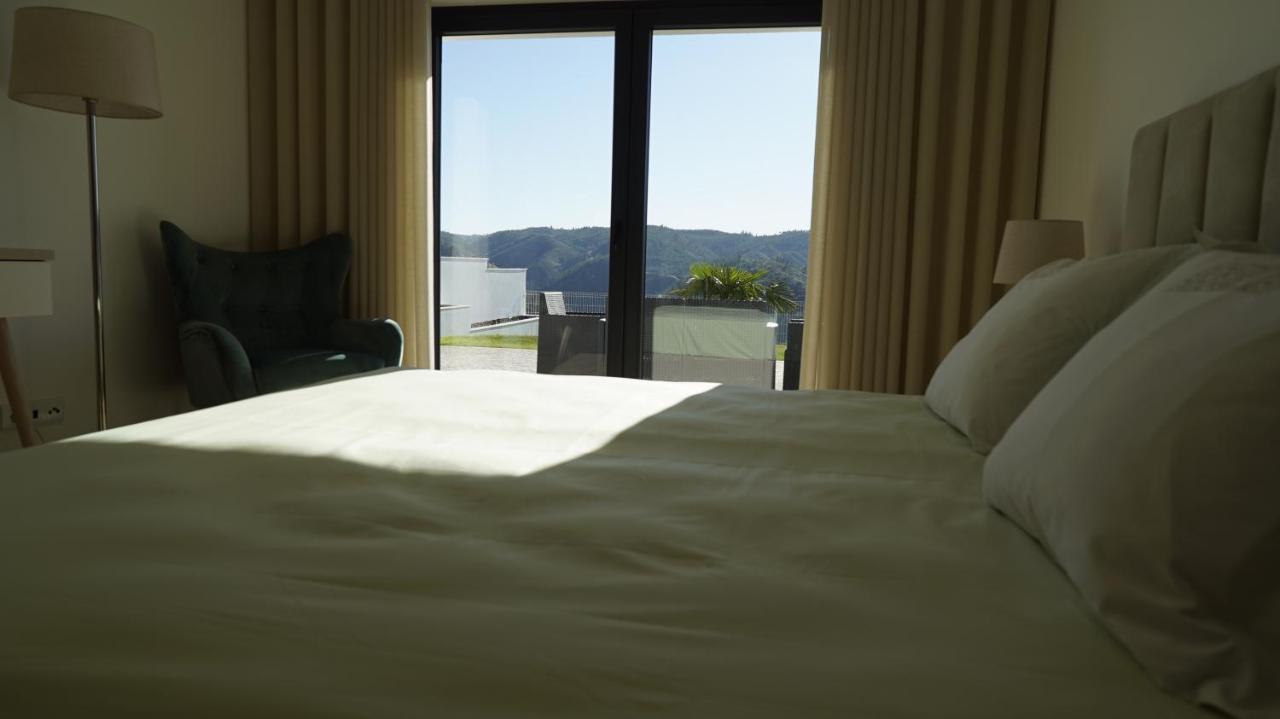 Lago Azul Villas Ferreira do Zezere Luaran gambar