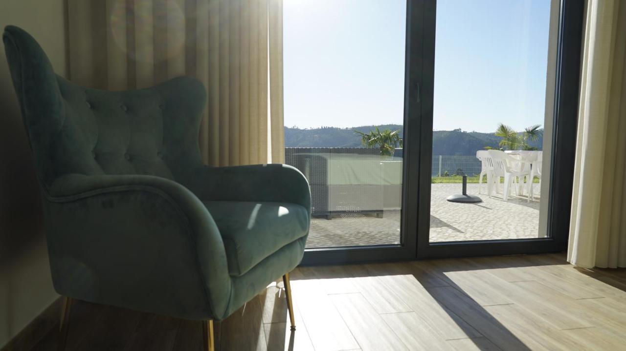 Lago Azul Villas Ferreira do Zezere Luaran gambar
