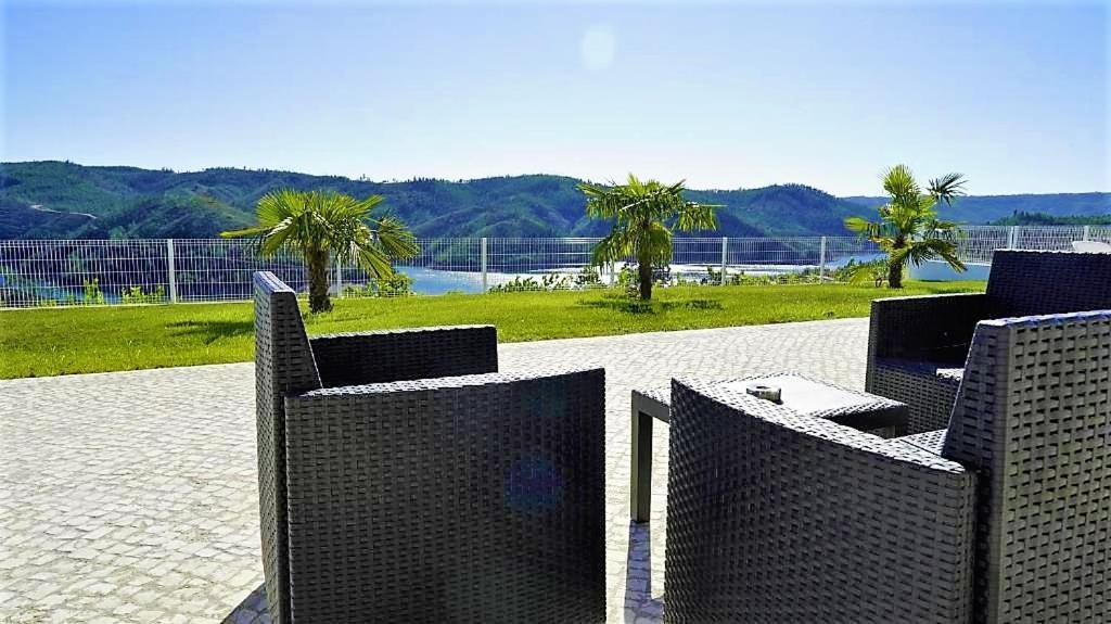 Lago Azul Villas Ferreira do Zezere Luaran gambar