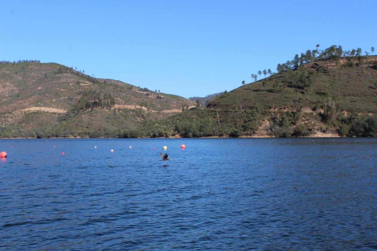 Lago Azul Villas Ferreira do Zezere Luaran gambar